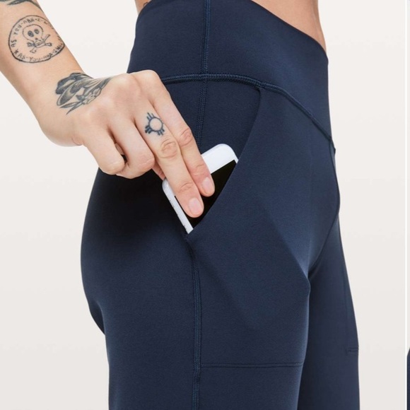 Lululemon Align Joggers 28” Size 0 - True Navy - Picture 2 of 6